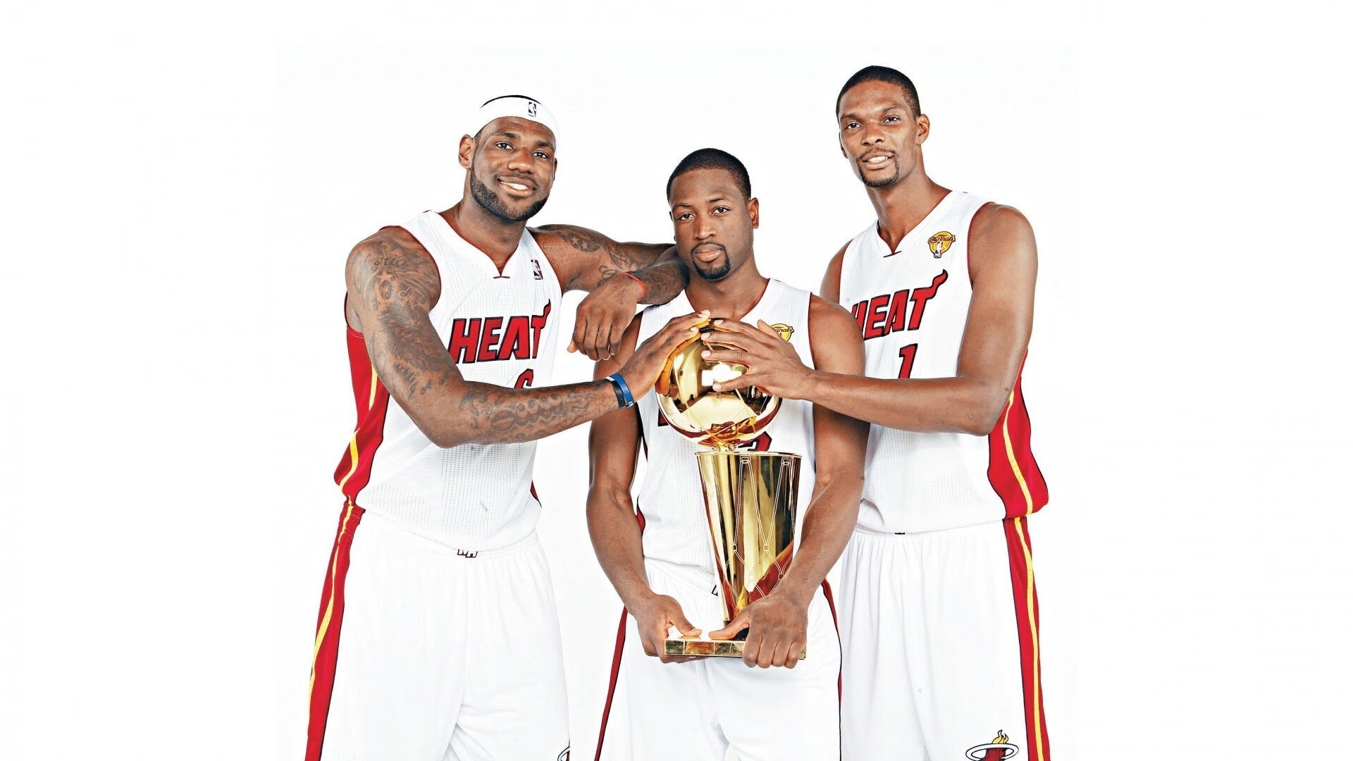 【压力下的表现】年轻队员在关键时刻勇敢出击，面对压力的积极态度