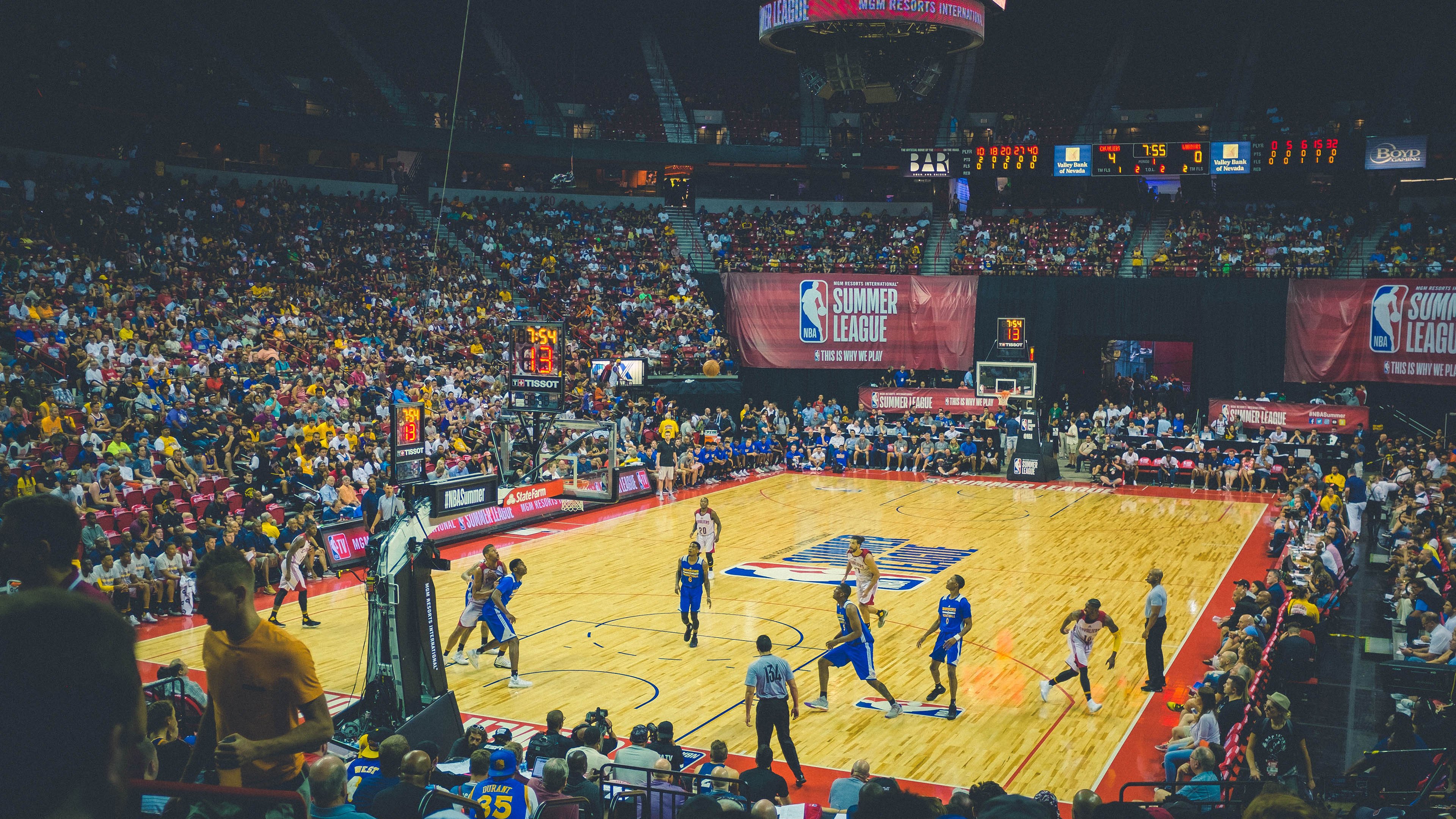 勇士险胜猛龙,库明加关键封盖救主,勇士 库明加